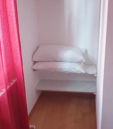 Bed & Breakfast Monteceneri 9 Rho
